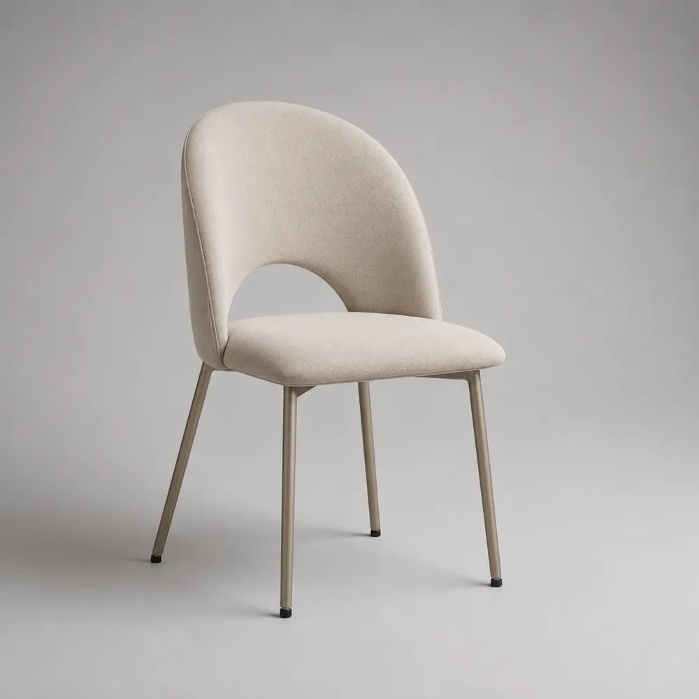 Chaise de salle à manger rembourrée en tissu beige avec dossier arrondi et pieds acier beige 52 x 58 x 82 cm